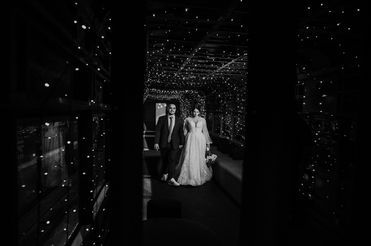 wedding, casamento, pre-wedding, pré-wedding, cerimônia religiosa, cerimônia em buffet, casamento em buffet, ensaio pós-casamento, ensaio industrial, fotos de noivos, noivos, estação 840, noivos cenário industrial