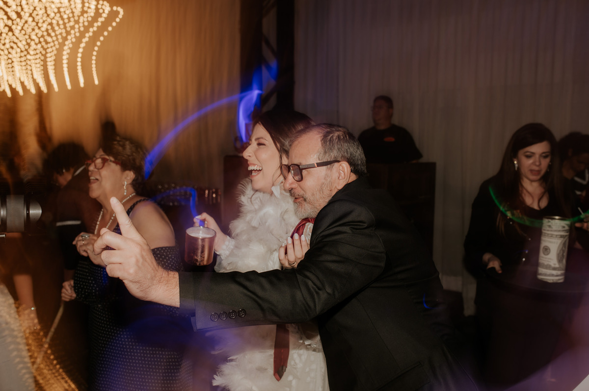 wedding, casamento, pre-wedding, pré-wedding, cerimônia religiosa, cerimônia em buffet, casamento em buffet, ensaio pós-casamento, ensaio industrial, fotos de noivos, noivos, estação 840, noivos cenário industrial