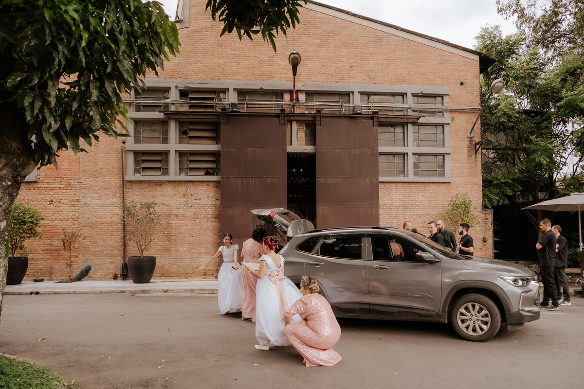 wedding, casamento, pre-wedding, pré-wedding, cerimônia religiosa, cerimônia em buffet, casamento em buffet, ensaio pós-casamento, ensaio industrial, fotos de noivos, noivos, estação 840, noivos cenário industrial