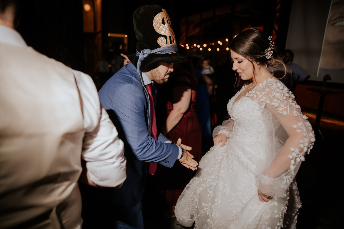 wedding, casamento, pre-wedding, pré-wedding, cerimônia religiosa, cerimônia em buffet, casamento em buffet, ensaio pós-casamento, ensaio industrial, fotos de noivos, noivos, estação 840, noivos cenário industrial