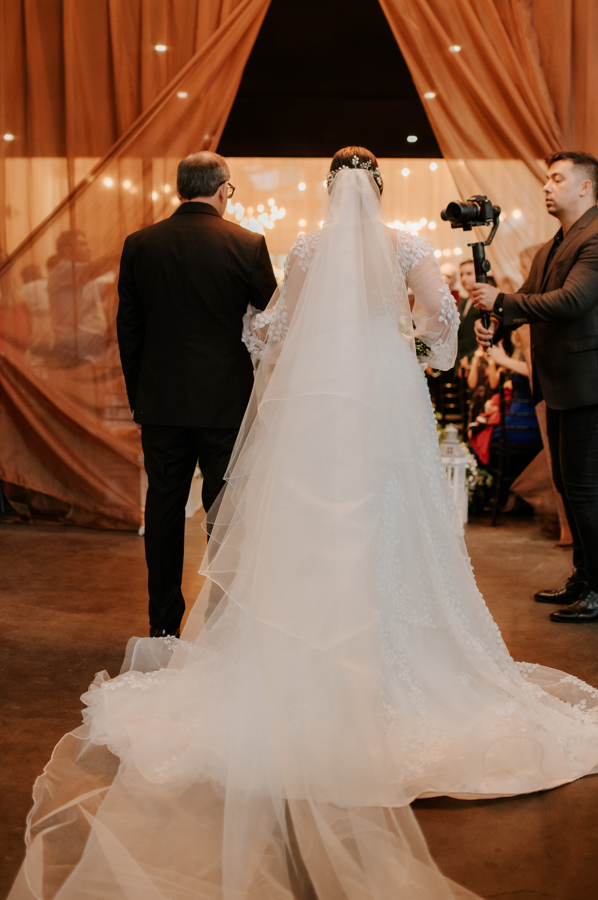 wedding, casamento, pre-wedding, pré-wedding, cerimônia religiosa, cerimônia em buffet, casamento em buffet, ensaio pós-casamento, ensaio industrial, fotos de noivos, noivos, estação 840, noivos cenário industrial