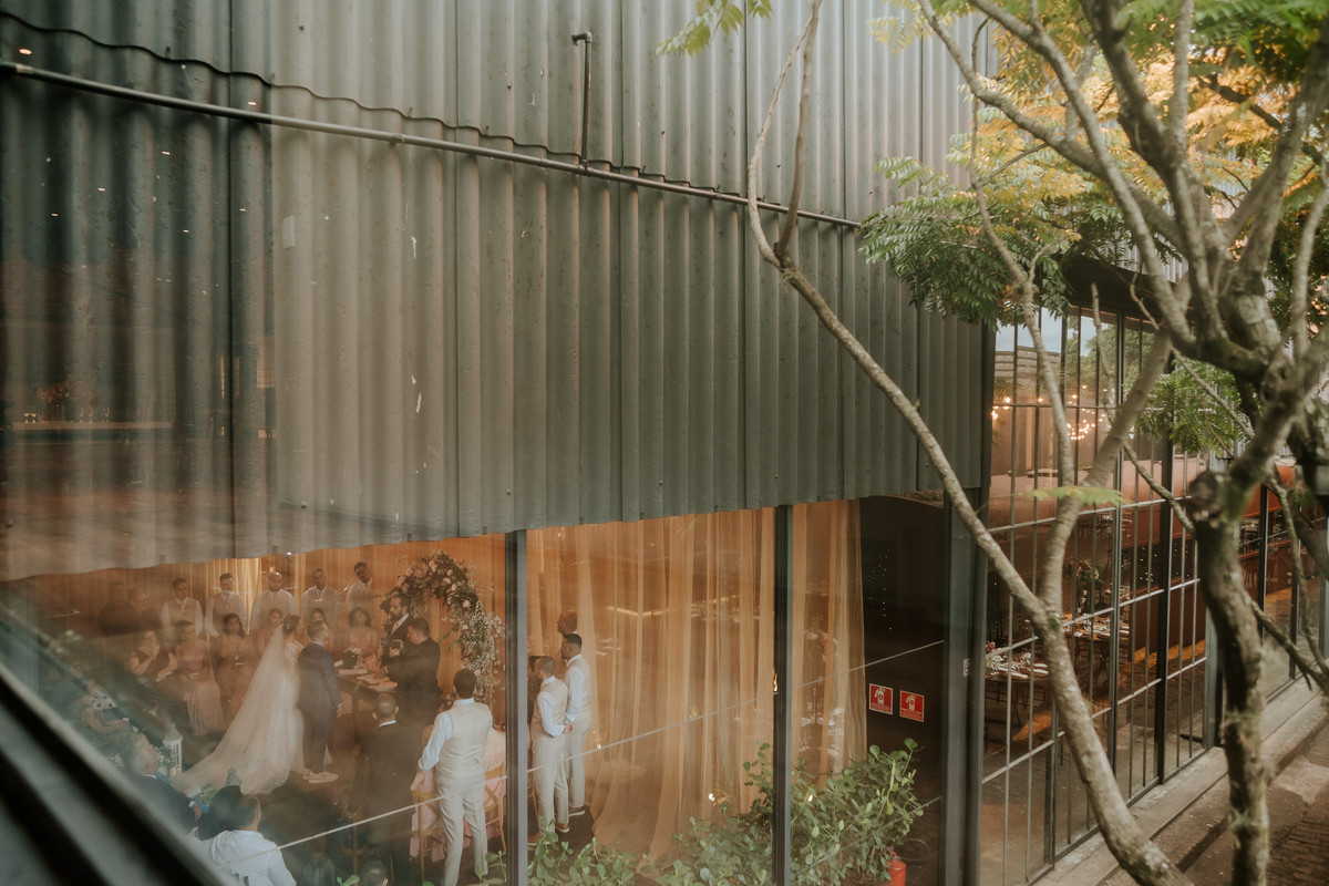 wedding, casamento, pre-wedding, pré-wedding, cerimônia religiosa, cerimônia em buffet, casamento em buffet, ensaio pós-casamento, ensaio industrial, fotos de noivos, noivos, estação 840, noivos cenário industrial