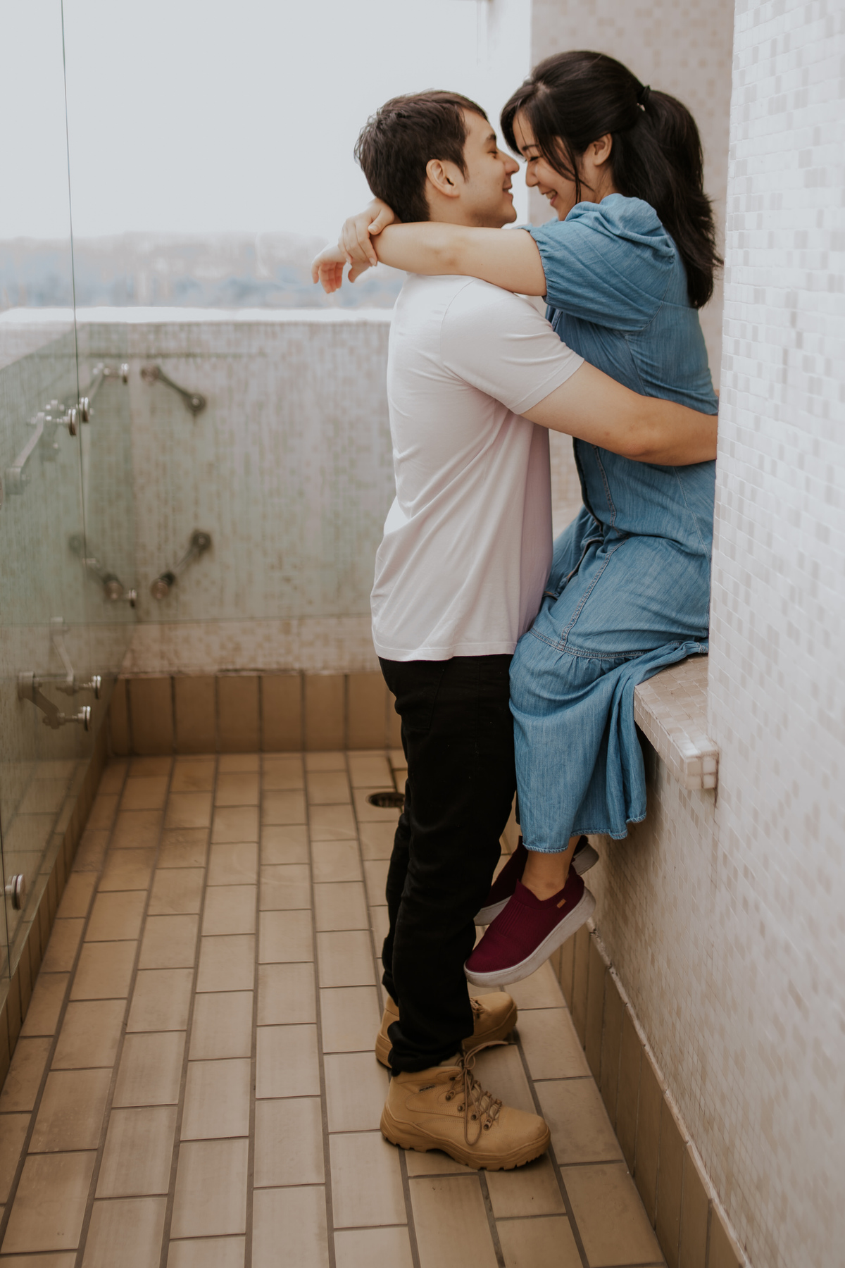 ensaio, prewedding, pré-wedding, wedding, casamento, ensaio fotográfico, ensaio fotográfico de casal, ensaio de foto, ensaio de foto de casal, noivos, foto de noivos, farol santander, casal oriental, fotos de casal oriental, ensaio fotográfico em sp