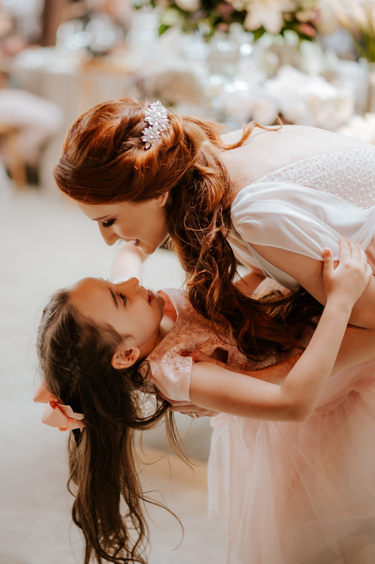 casamento no campo, casamento ao ar livre, cerimônia externa, dia da noiva, casamento emocionante, dress, bride, wedding dresses, vestido de noiva, sapato de noiva sem salto, chez bisutti club med, wedding, casamento, foto de casamento