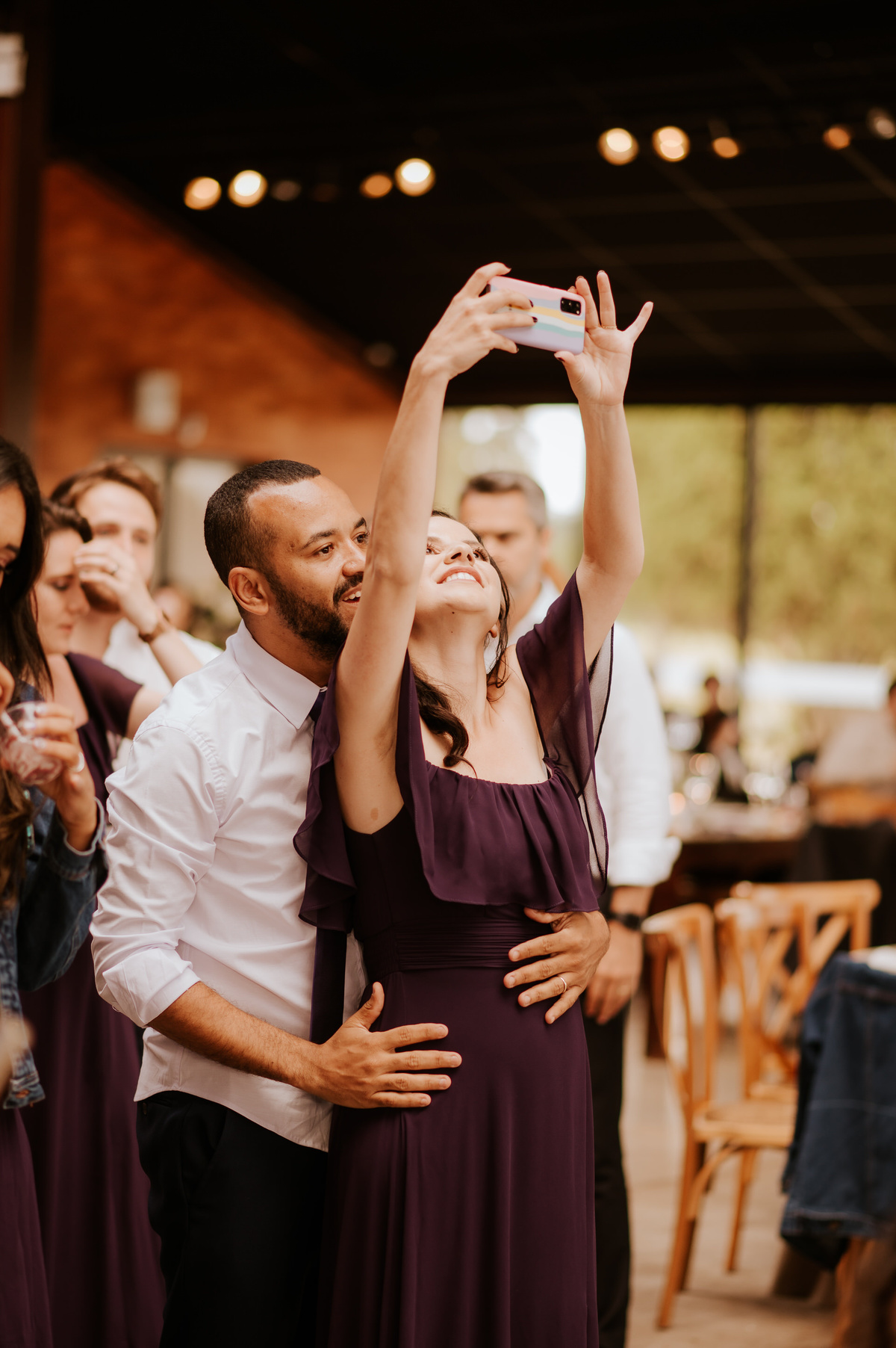 casamento no campo, casamento ao ar livre, cerimônia externa, dia da noiva, casamento emocionante, dress, bride, wedding dresses, vestido de noiva, sapato de noiva sem salto, chez bisutti club med, wedding, casamento, foto de casamento