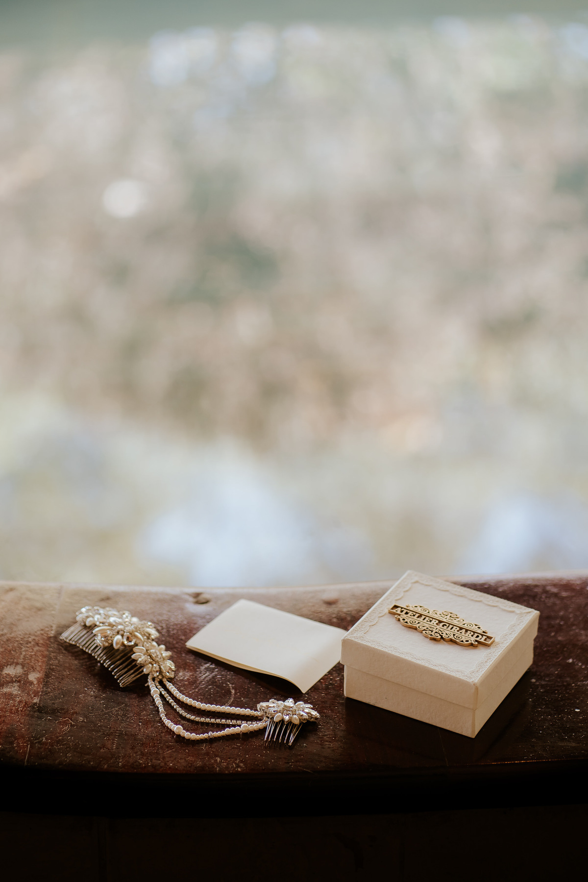 casamento no campo, casamento ao ar livre, cerimônia externa, dia da noiva, casamento emocionante, dress, bride, wedding dresses, vestido de noiva, sapato de noiva sem salto, chez bisutti club med, wedding, casamento, foto de casamento