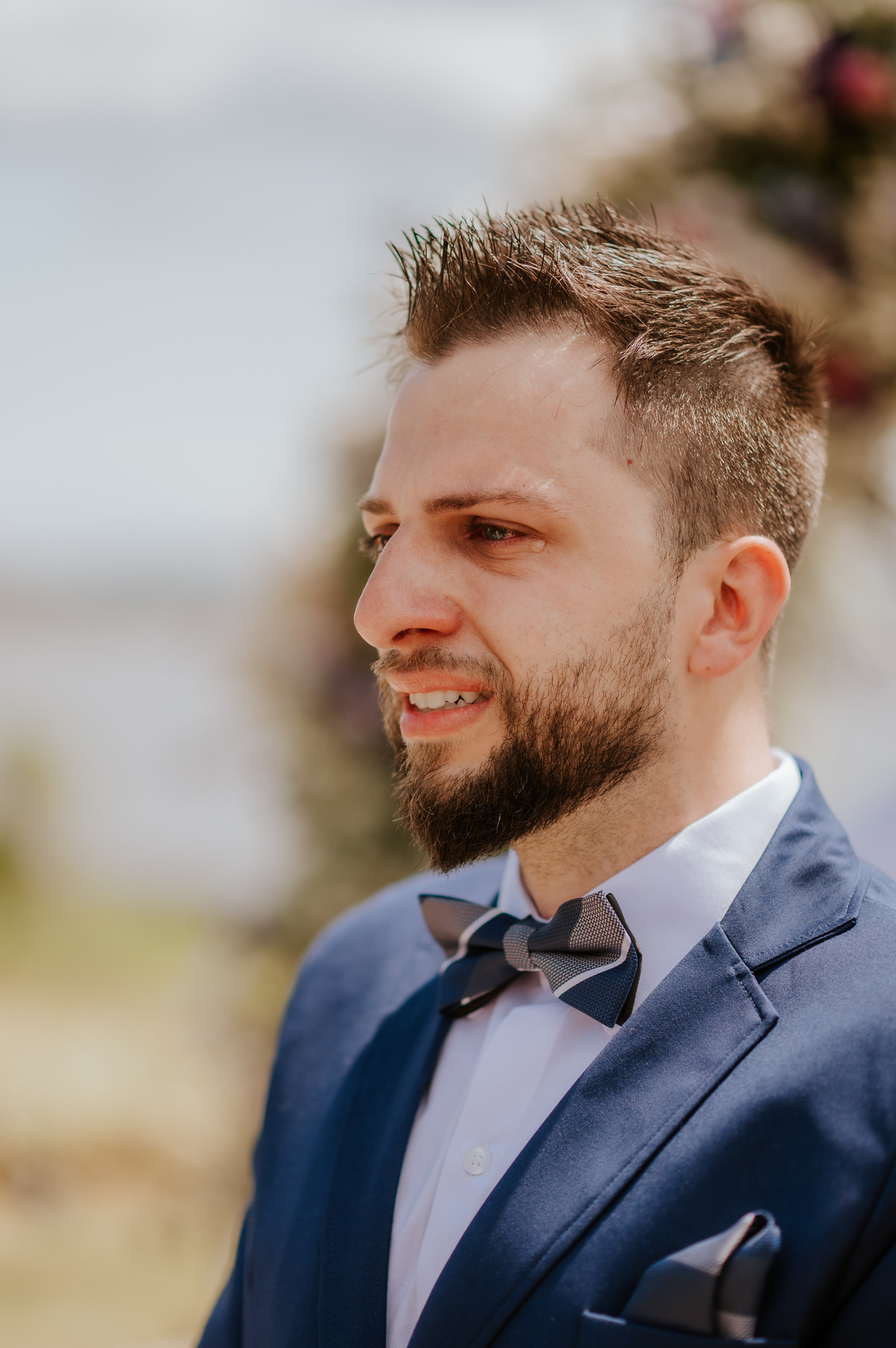 casamento no campo, casamento ao ar livre, cerimônia externa, dia da noiva, casamento emocionante, dress, bride, wedding dresses, vestido de noiva, sapato de noiva sem salto, chez bisutti club med, wedding, casamento, foto de casamento