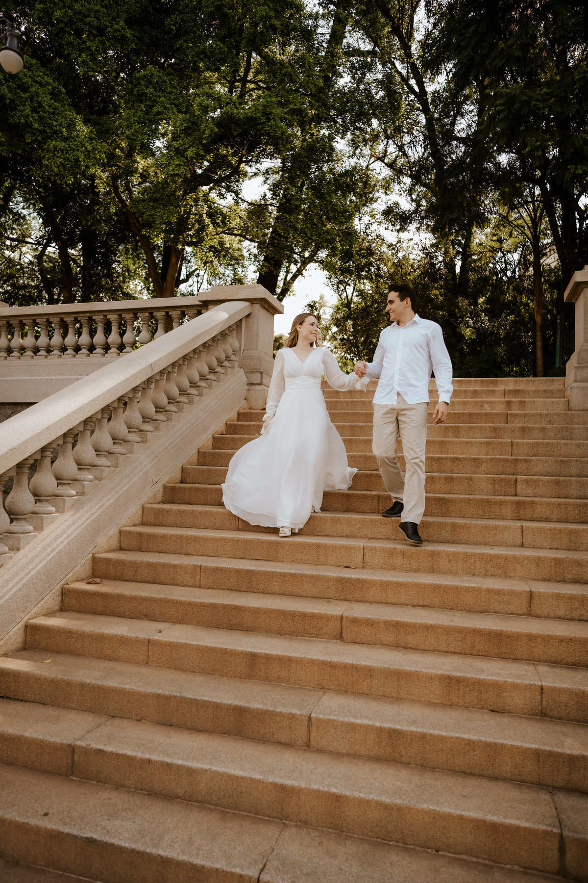 pre-wedding, prewedding, ensaio de casal, ensaio de foto de casal, ensaio fotográfico de casal, ensaio de fotos de noivos, noivos, foto de casamento, fotografia de casamento, fotos de casal no museu do ipiranga, museu do ipiranga