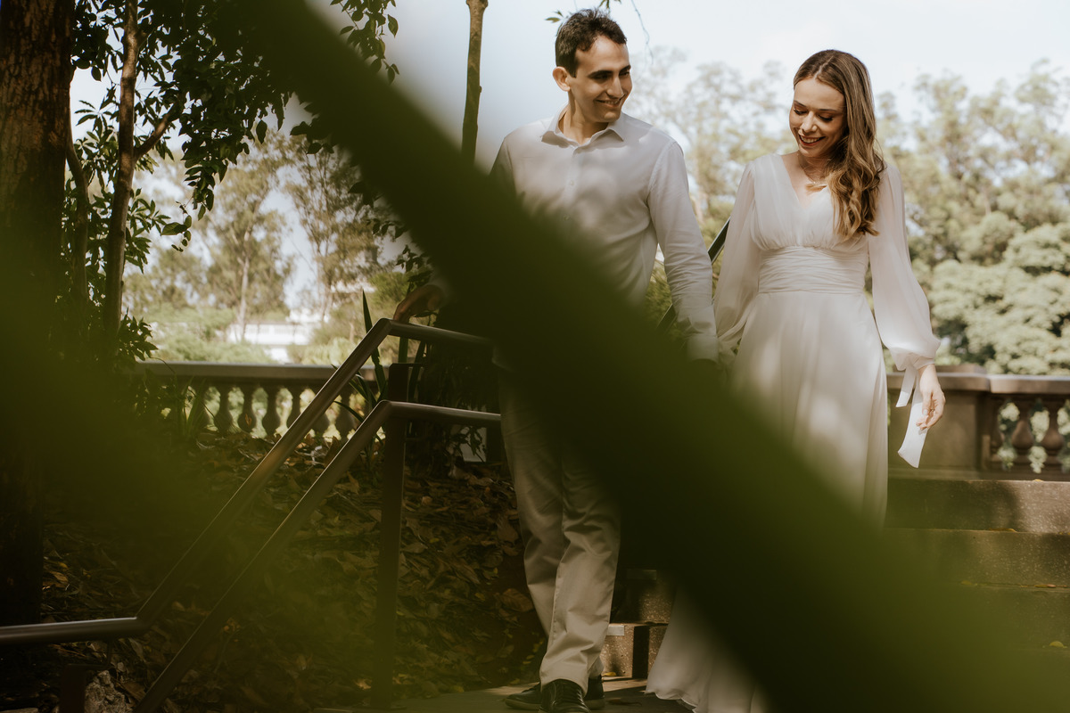 pre-wedding, prewedding, ensaio de casal, ensaio de foto de casal, ensaio fotográfico de casal, ensaio de fotos de noivos, noivos, foto de casamento, fotografia de casamento, fotos de casal no museu do ipiranga, museu do ipiranga