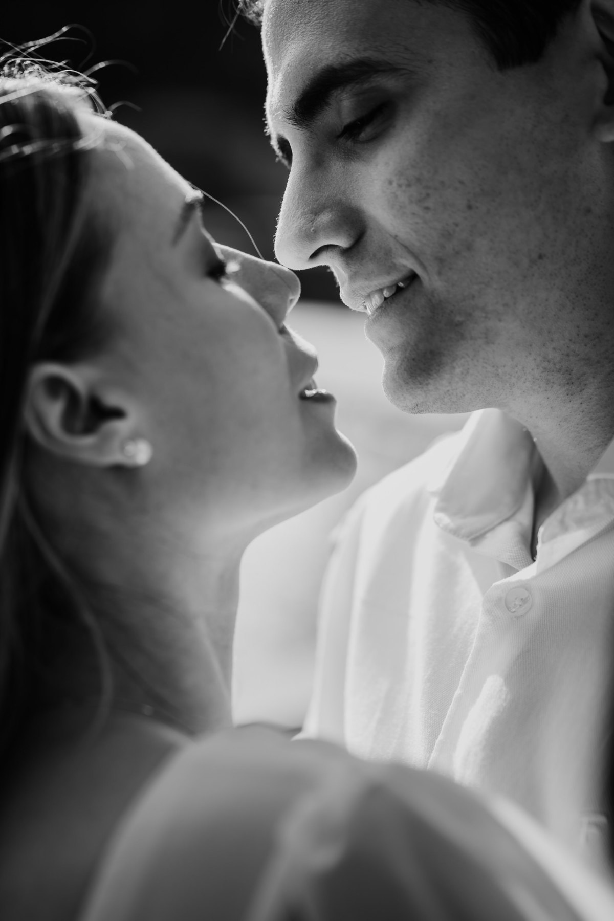 pre-wedding, prewedding, ensaio de casal, ensaio de foto de casal, ensaio fotográfico de casal, ensaio de fotos de noivos, noivos, foto de casamento, fotografia de casamento, fotos de casal no museu do ipiranga, museu do ipiranga