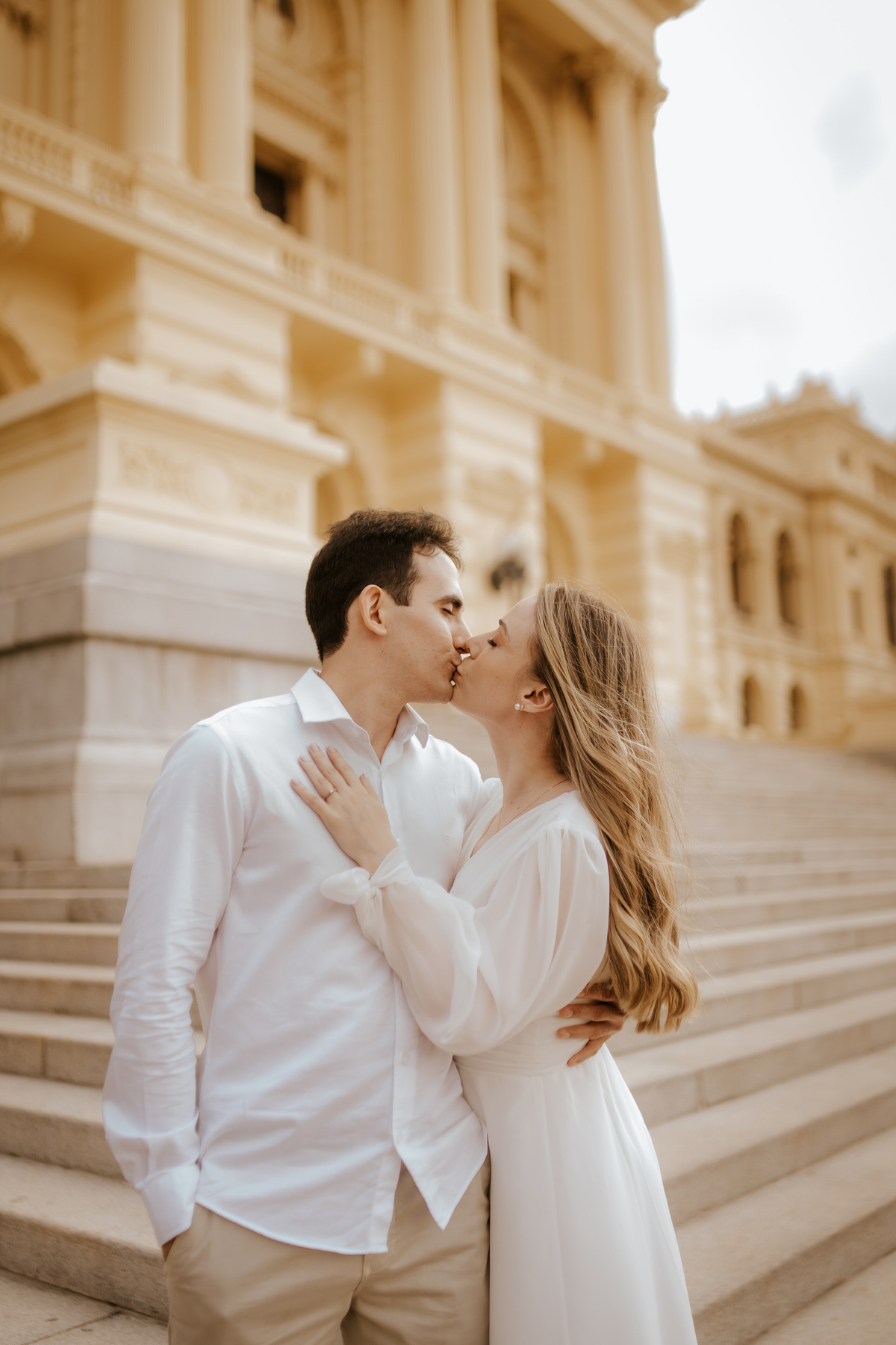 pre-wedding, prewedding, ensaio de casal, ensaio de foto de casal, ensaio fotográfico de casal, ensaio de fotos de noivos, noivos, foto de casamento, fotografia de casamento, fotos de casal no museu do ipiranga, museu do ipiranga