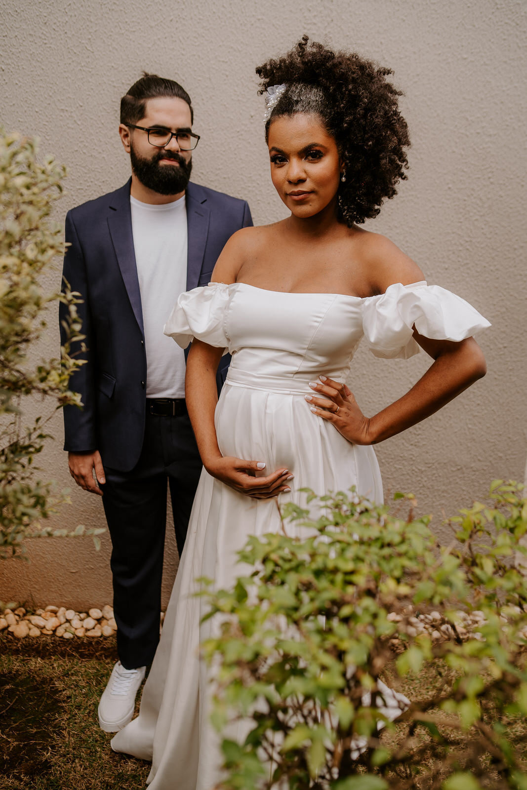 wedding, casamento, mini wedding, casamento em casa, micro wedding, dia da noiva, first touch, casamento intimista, casamento simples em família, festa de casamento no quintal, cerimônia de casamento no quintal, bride, wedding dress