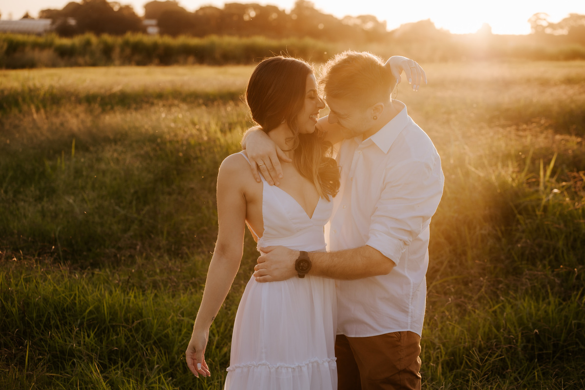 wedding, prewedding, pre-wedding, casamento, ensaio de casal, ensaio fotográfico de casal, ensaio fotográfico de noivos, noivos, noiva, anel de noivado, fotos de casal, ensaio fotográfico em holambra, fotos em holambra