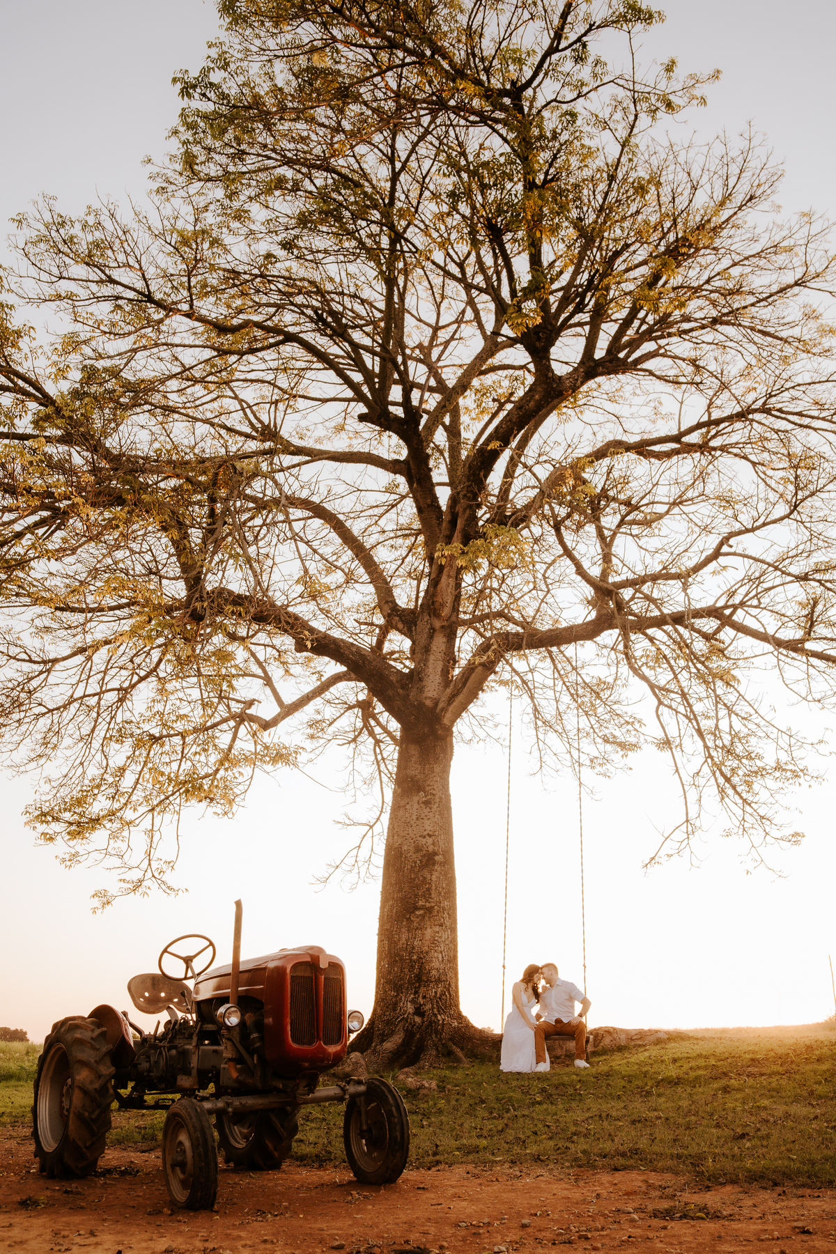 wedding, prewedding, pre-wedding, casamento, ensaio de casal, ensaio fotográfico de casal, ensaio fotográfico de noivos, noivos, noiva, anel de noivado, fotos de casal, ensaio fotográfico em holambra, fotos em holambra