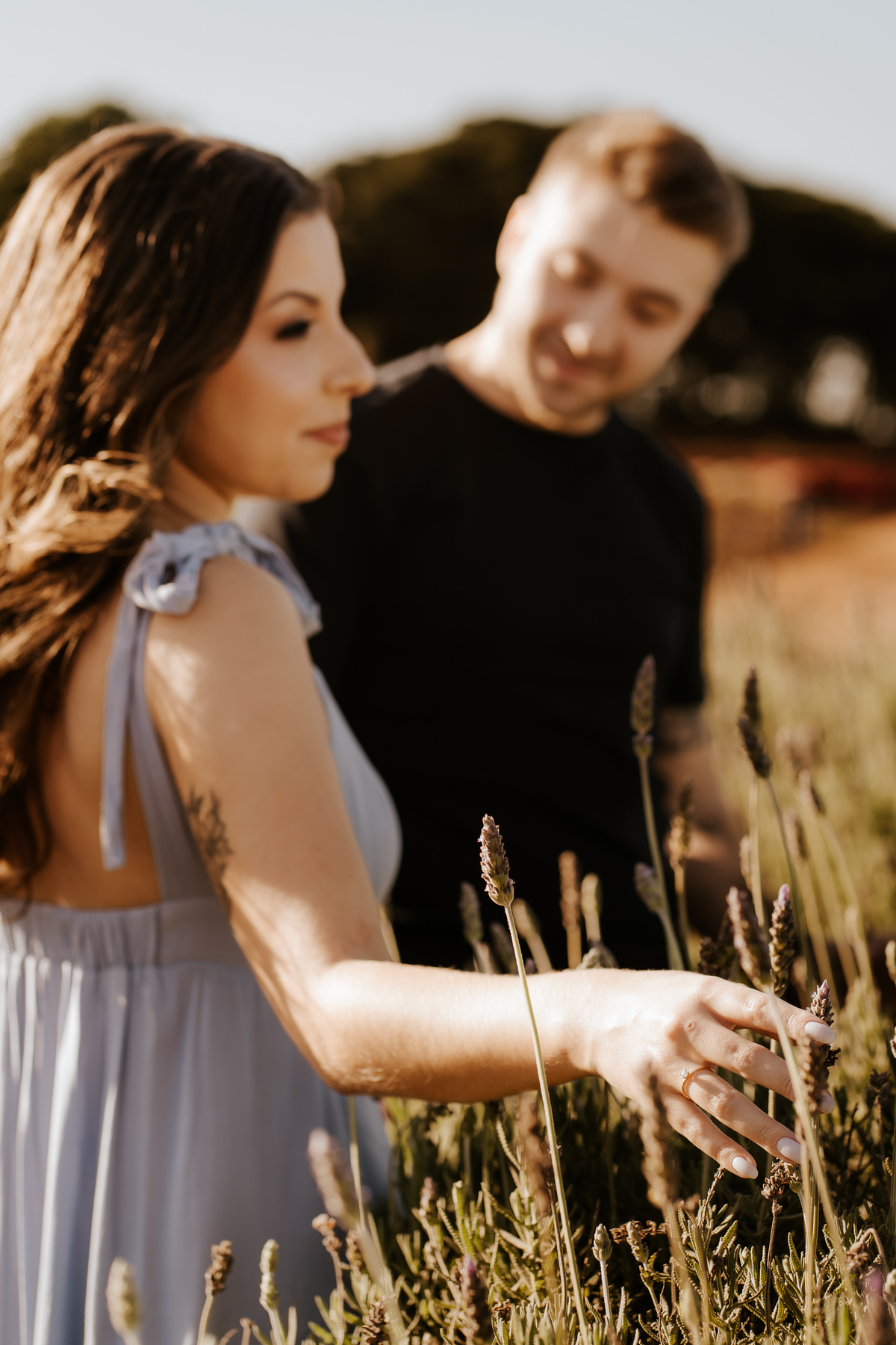 wedding, prewedding, pre-wedding, casamento, ensaio de casal, ensaio fotográfico de casal, ensaio fotográfico de noivos, noivos, noiva, anel de noivado, fotos de casal, ensaio fotográfico em holambra, fotos em holambra