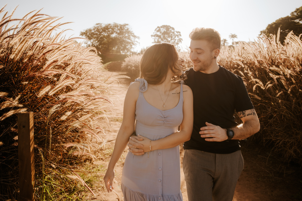 wedding, prewedding, pre-wedding, casamento, ensaio de casal, ensaio fotográfico de casal, ensaio fotográfico de noivos, noivos, noiva, anel de noivado, fotos de casal, ensaio fotográfico em holambra, fotos em holambra