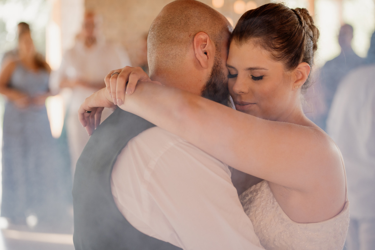 wedding, wedding folk, casamento, casamento folk, casamento rústico, ritual das fitas, handfasting, estilo folk, casamento criativo, casamento original, casamento externo, casamento no campo, campo de eucalípto, casa ventura