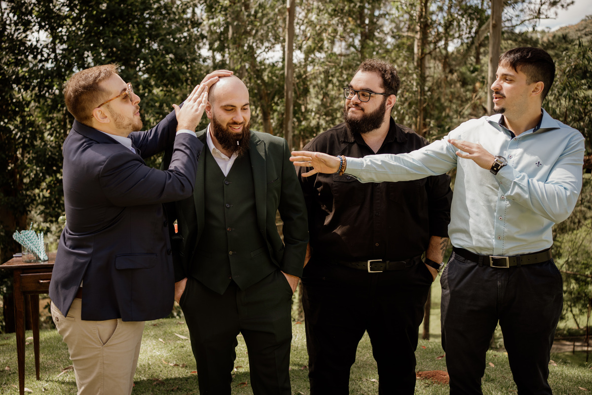 wedding, wedding folk, casamento, casamento folk, casamento rústico, ritual das fitas, handfasting, estilo folk, casamento criativo, casamento original, casamento externo, casamento no campo, campo de eucalípto, casa ventura