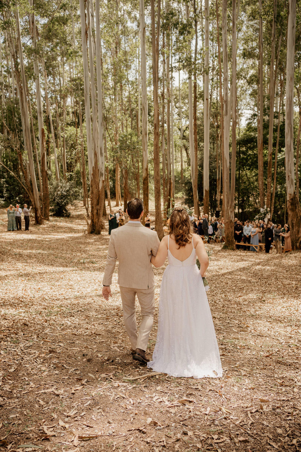 wedding, wedding folk, casamento, casamento folk, casamento rústico, ritual das fitas, handfasting, estilo folk, casamento criativo, casamento original, casamento externo, casamento no campo, campo de eucalípto, casa ventura