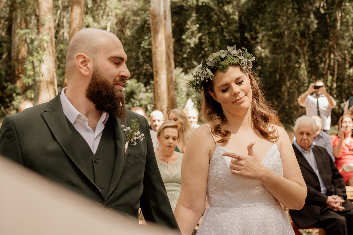 wedding, wedding folk, casamento, casamento folk, casamento rústico, ritual das fitas, handfasting, estilo folk, casamento criativo, casamento original, casamento externo, casamento no campo, campo de eucalípto, casa ventura