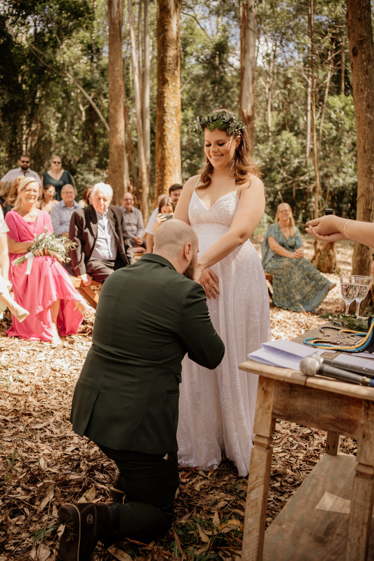 wedding, wedding folk, casamento, casamento folk, casamento rústico, ritual das fitas, handfasting, estilo folk, casamento criativo, casamento original, casamento externo, casamento no campo, campo de eucalípto, casa ventura