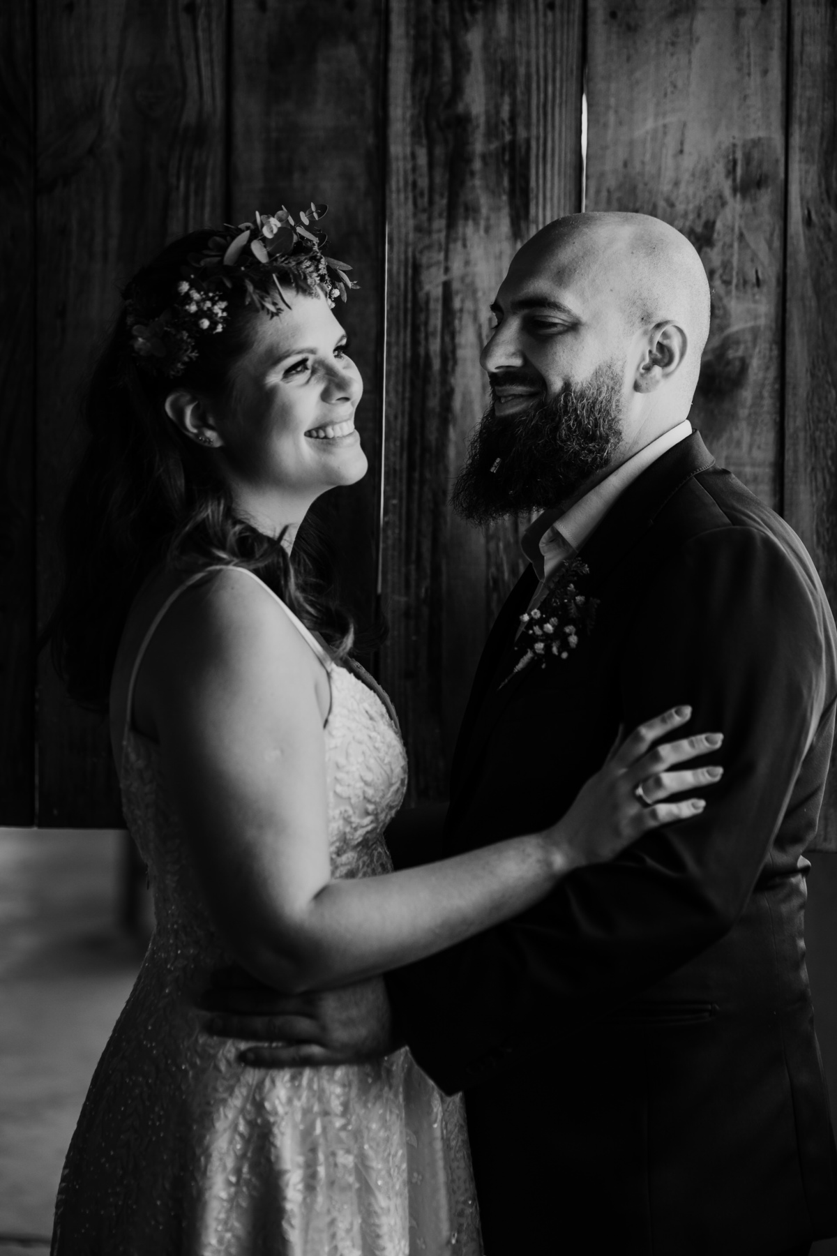 wedding, wedding folk, casamento, casamento folk, casamento rústico, ritual das fitas, handfasting, estilo folk, casamento criativo, casamento original, casamento externo, casamento no campo, campo de eucalípto, casa ventura