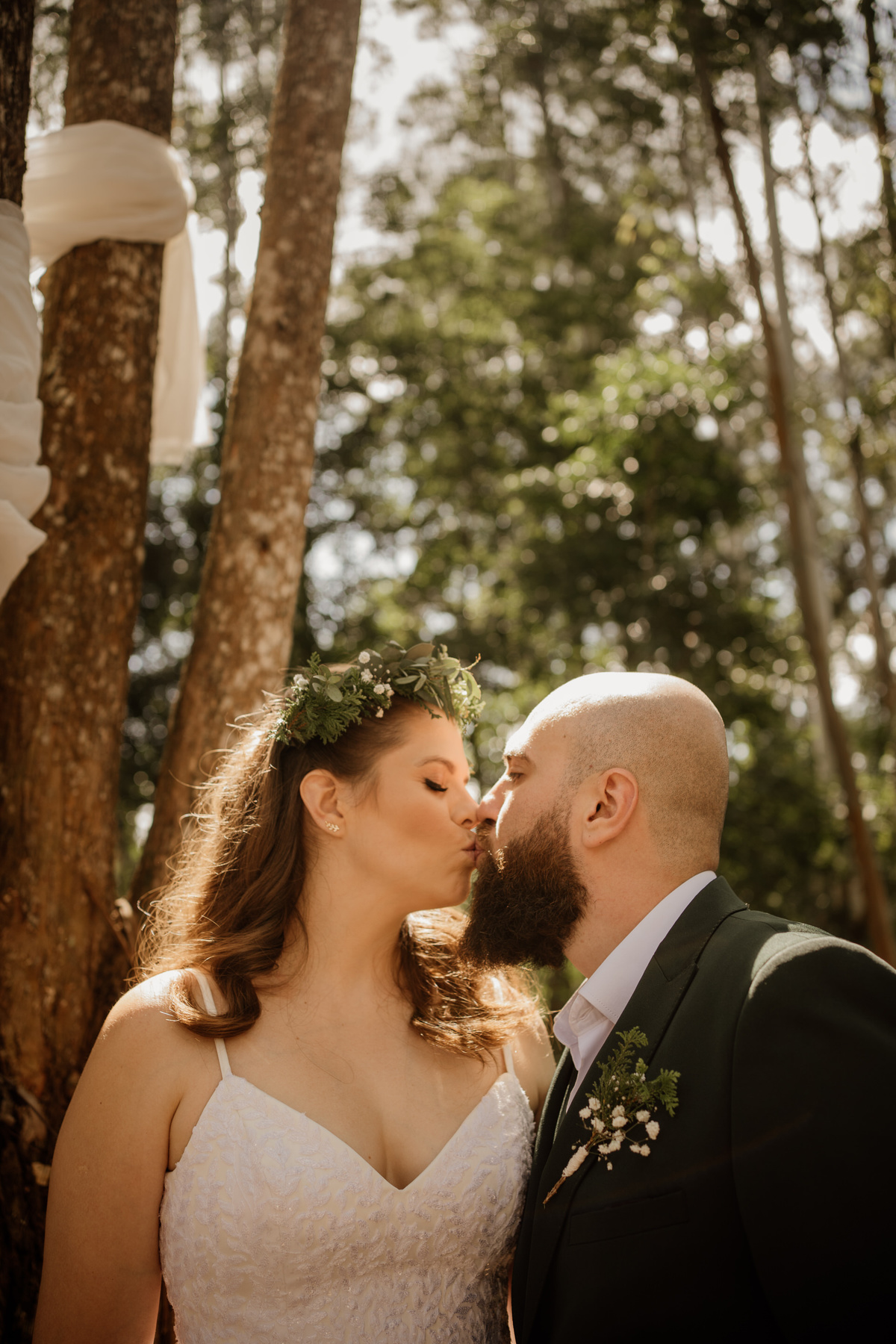 wedding, wedding folk, casamento, casamento folk, casamento rústico, ritual das fitas, handfasting, estilo folk, casamento criativo, casamento original, casamento externo, casamento no campo, campo de eucalípto, casa ventura