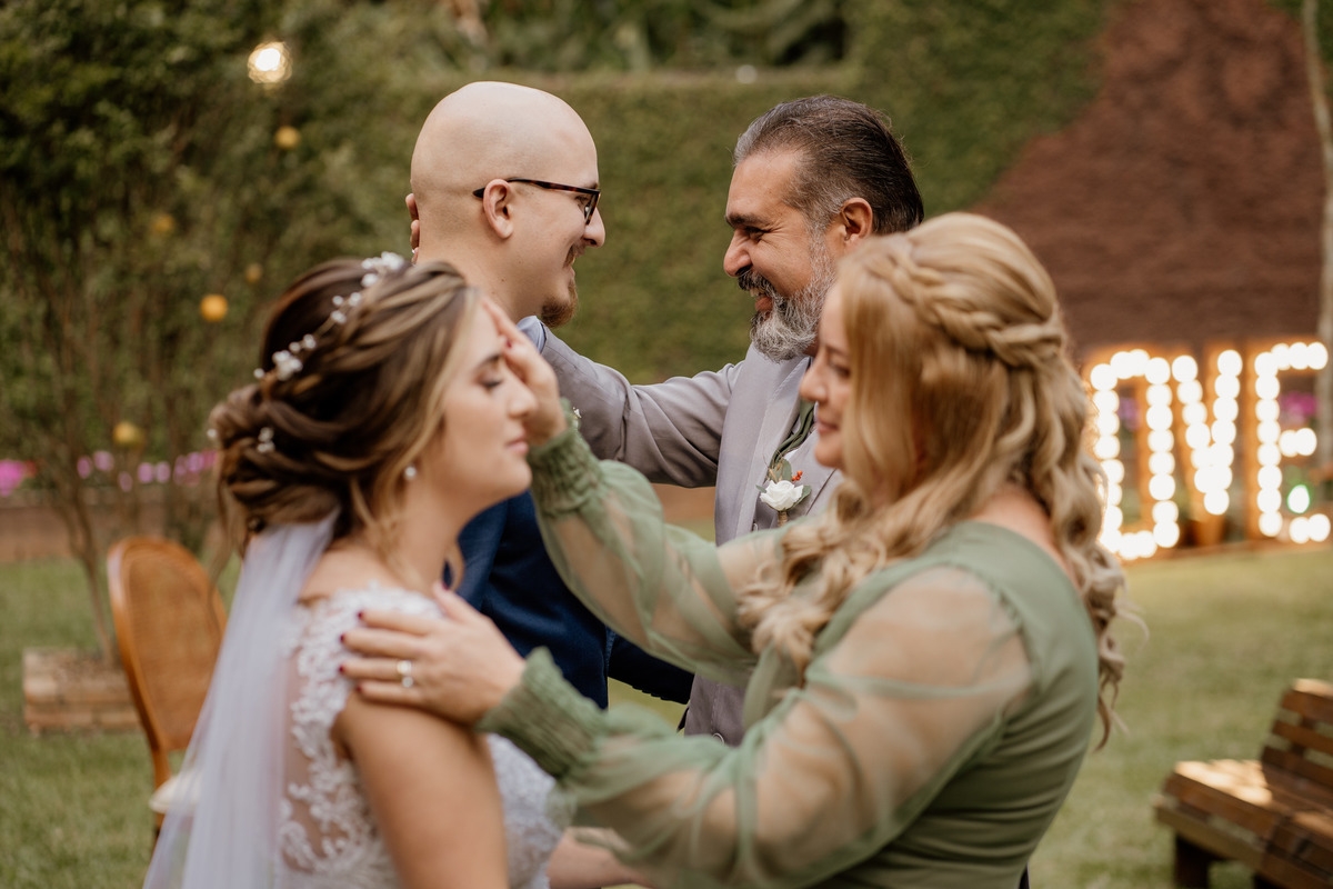 casamento, wedding, noiva, dia da noiva, bride, vestido de noiva, maquiagem de noiva, cerimônia de casamento, dia do noivo, casamento externo, casamento no campo, recanto flor da vila, dança dos noivos