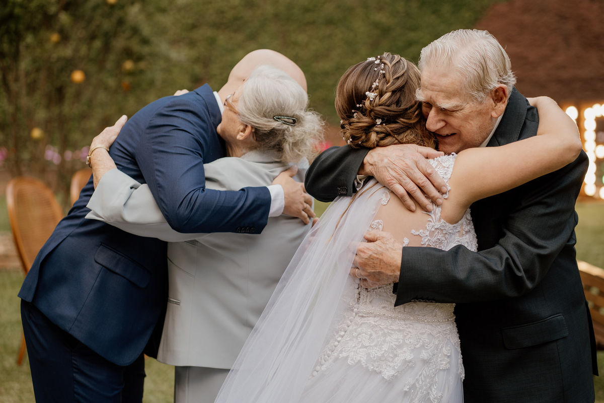 casamento, wedding, noiva, dia da noiva, bride, vestido de noiva, maquiagem de noiva, cerimônia de casamento, dia do noivo, casamento externo, casamento no campo, recanto flor da vila, dança dos noivos