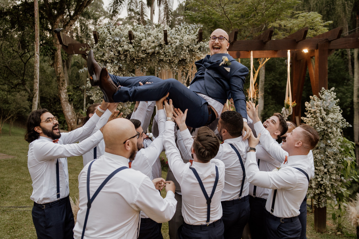 casamento, wedding, noiva, dia da noiva, bride, vestido de noiva, maquiagem de noiva, cerimônia de casamento, dia do noivo, casamento externo, casamento no campo, recanto flor da vila, dança dos noivos