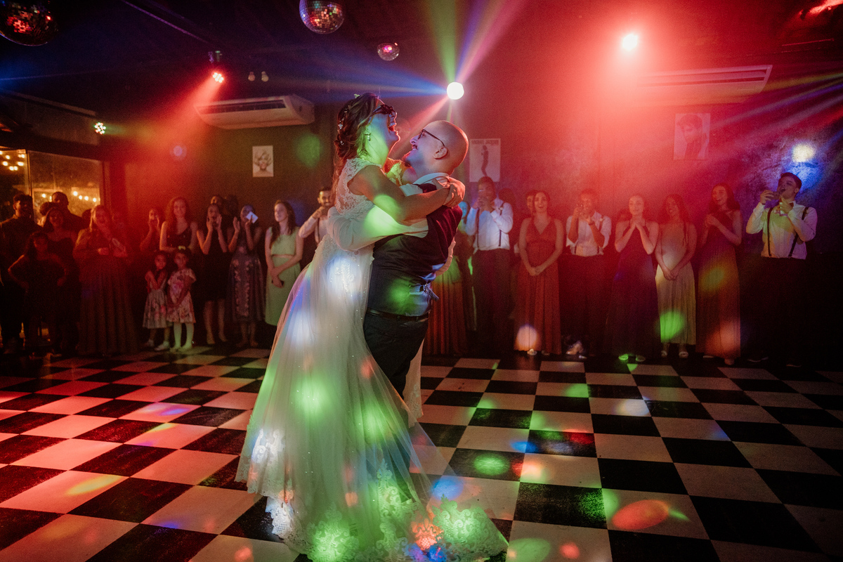 casamento, wedding, noiva, dia da noiva, bride, vestido de noiva, maquiagem de noiva, cerimônia de casamento, dia do noivo, casamento externo, casamento no campo, recanto flor da vila, dança dos noivos