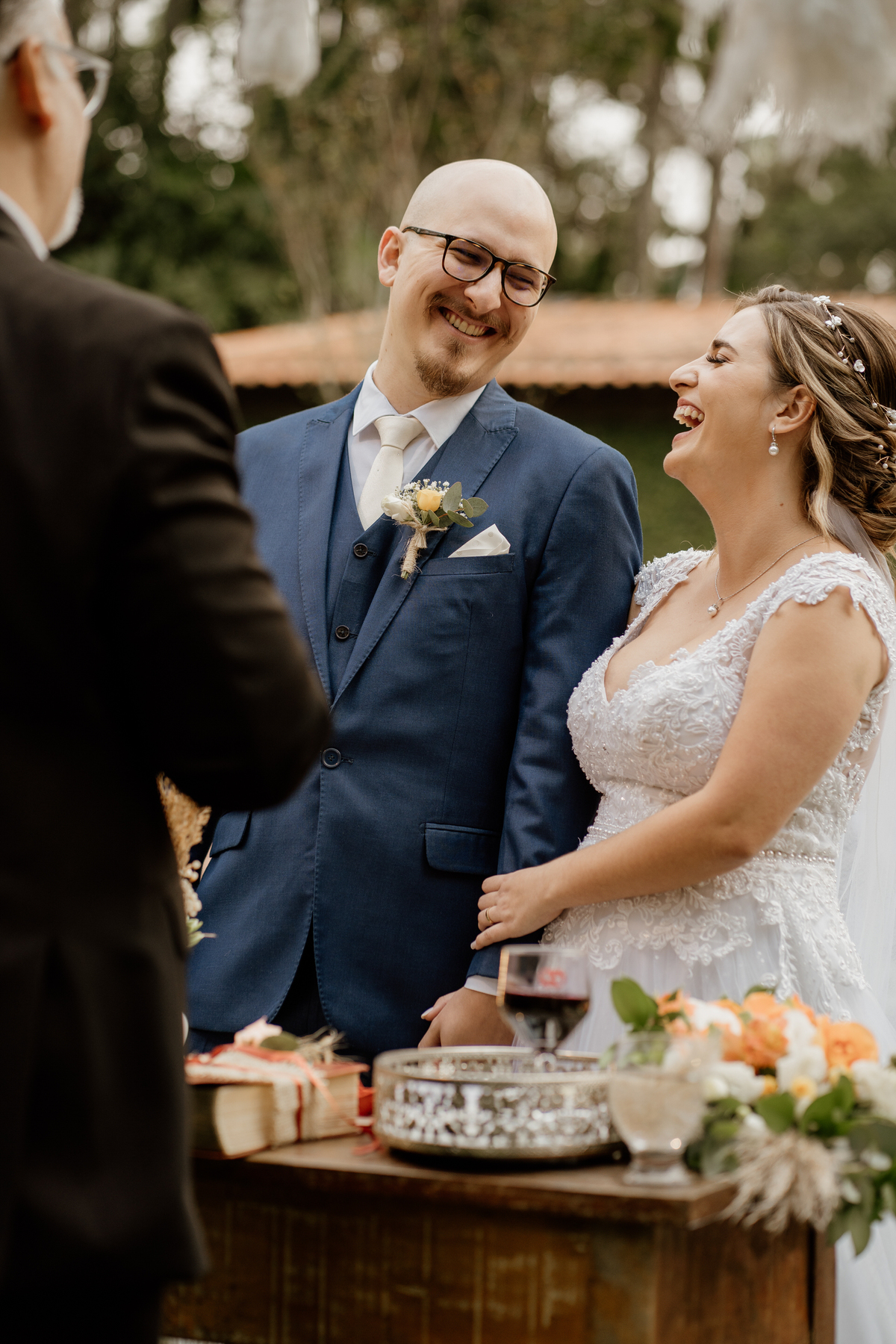 casamento, wedding, noiva, dia da noiva, bride, vestido de noiva, maquiagem de noiva, cerimônia de casamento, dia do noivo, casamento externo, casamento no campo, recanto flor da vila, dança dos noivos