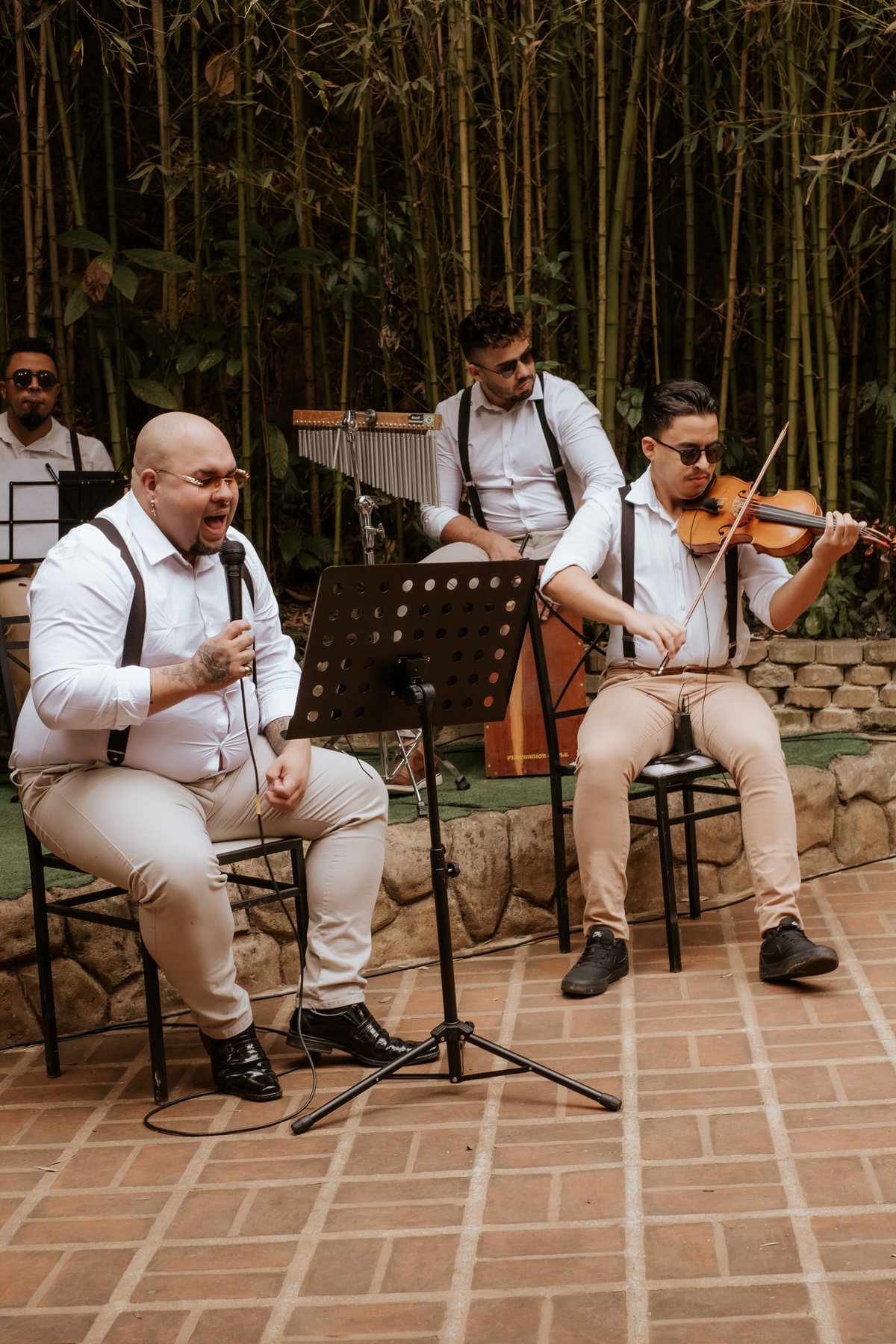 casamento, wedding, noiva, dia da noiva, bride, vestido de noiva, maquiagem de noiva, cerimônia de casamento, dia do noivo, casamento externo, casamento no campo, espaço la forêt, madrinhas