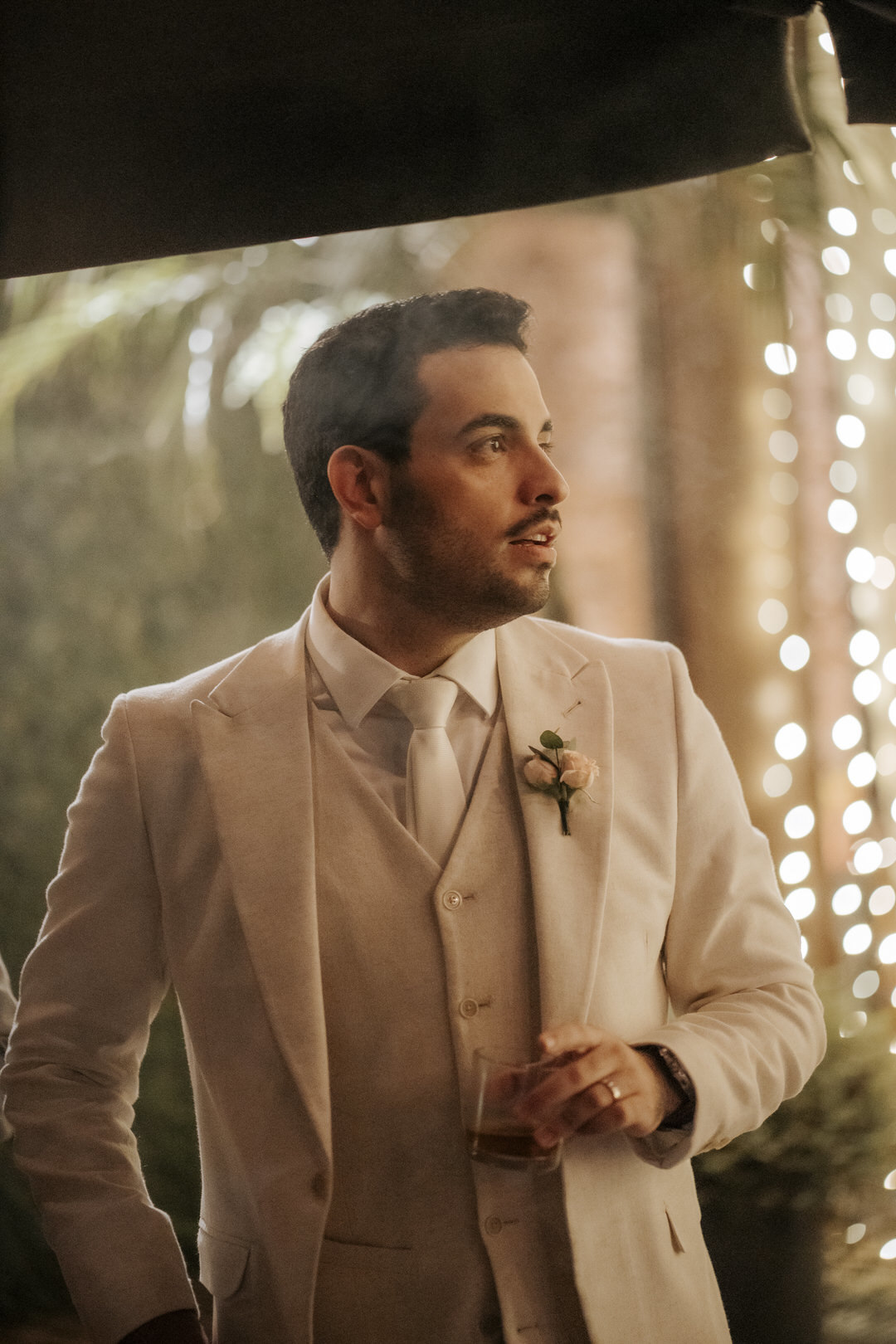 casamento, wedding, noiva, dia da noiva, bride, vestido de noiva, maquiagem de noiva, cerimônia de casamento, dia do noivo, sítio são jorge, casamento temático, disney, casamento tema disney