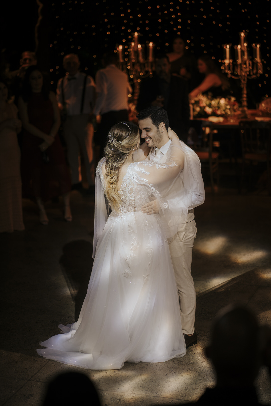 casamento, wedding, noiva, dia da noiva, bride, vestido de noiva, maquiagem de noiva, cerimônia de casamento, dia do noivo, sítio são jorge, casamento temático, disney, casamento tema disney