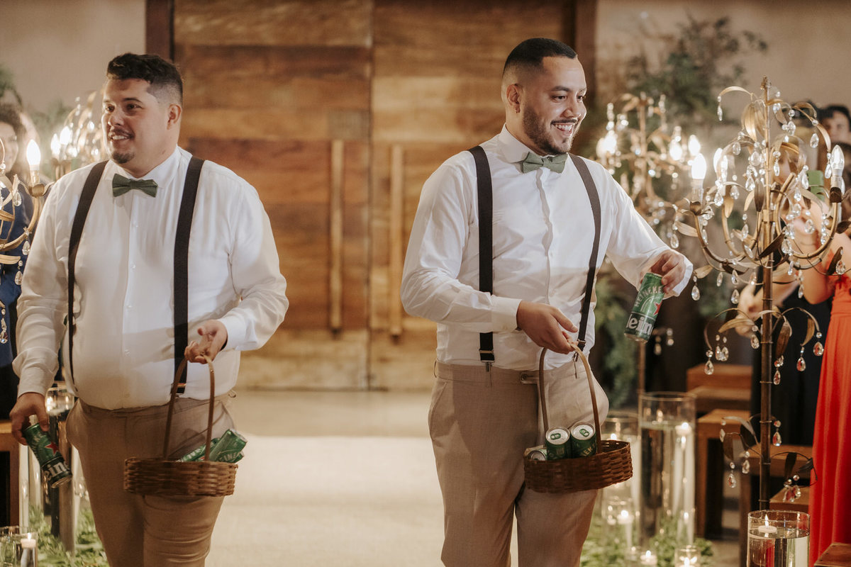 casamento, wedding, noiva, dia da noiva, bride, vestido de noiva, maquiagem de noiva, cerimônia de casamento, dia do noivo, sítio são jorge, casamento temático, disney, casamento tema disney