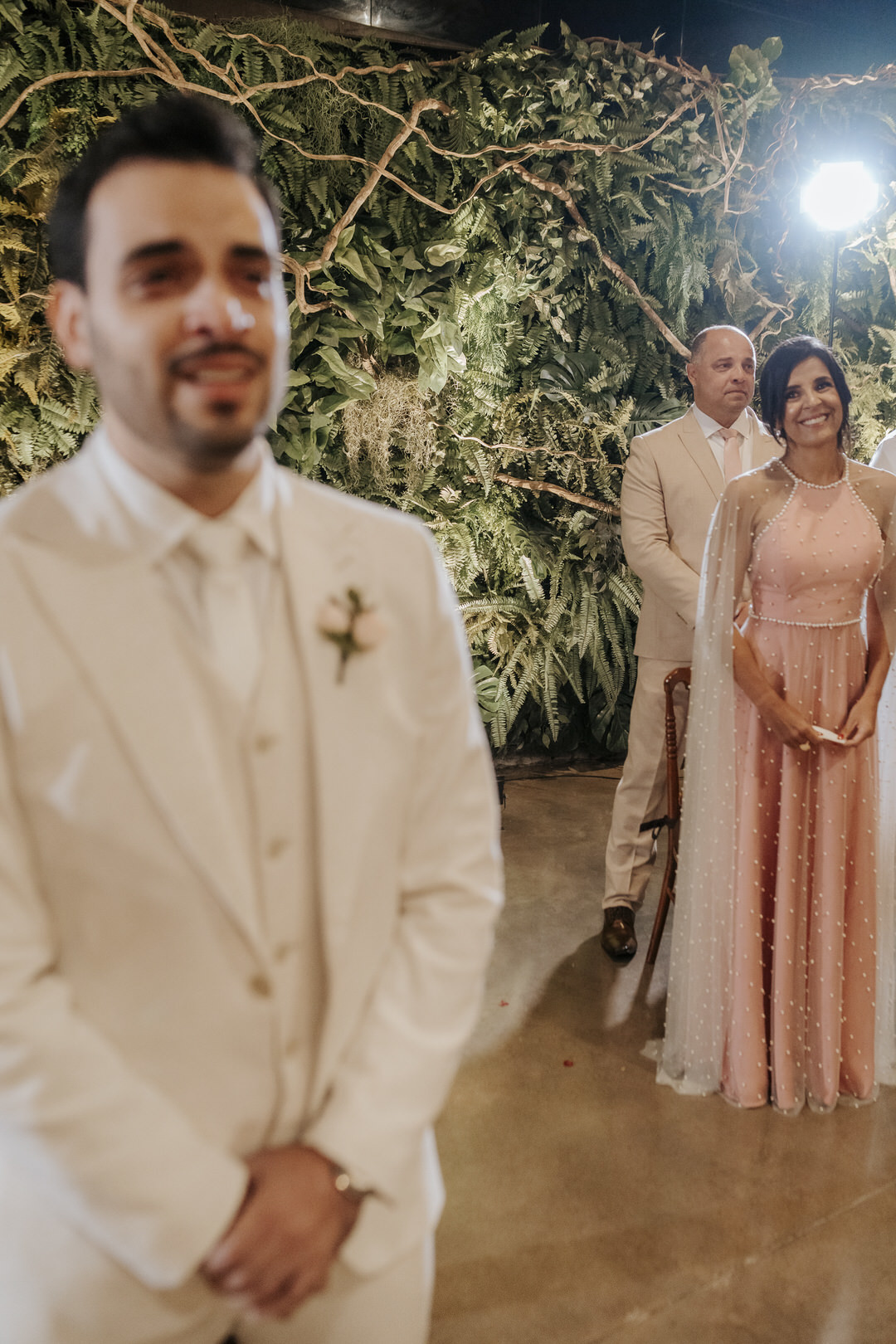 casamento, wedding, noiva, dia da noiva, bride, vestido de noiva, maquiagem de noiva, cerimônia de casamento, dia do noivo, sítio são jorge, casamento temático, disney, casamento tema disney
