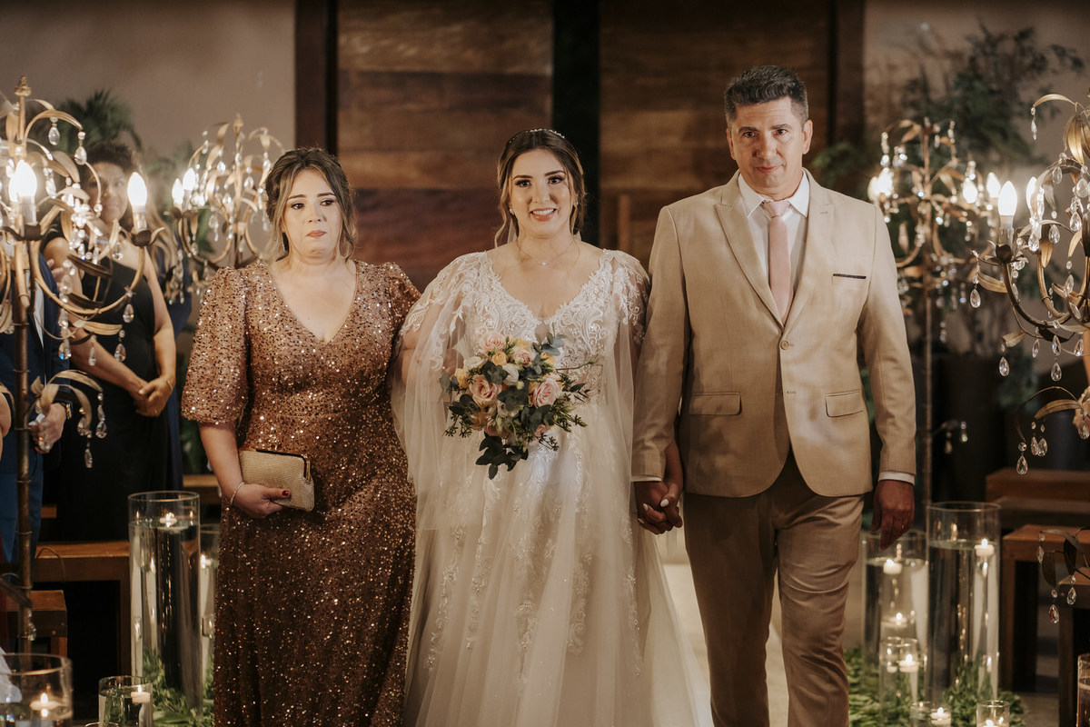 casamento, wedding, noiva, dia da noiva, bride, vestido de noiva, maquiagem de noiva, cerimônia de casamento, dia do noivo, sítio são jorge, casamento temático, disney, casamento tema disney