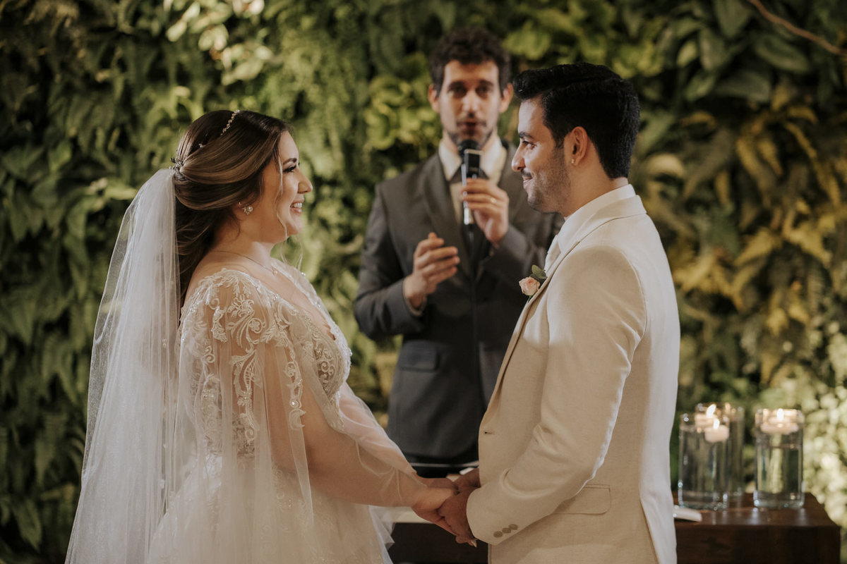 casamento, wedding, noiva, dia da noiva, bride, vestido de noiva, maquiagem de noiva, cerimônia de casamento, dia do noivo, sítio são jorge, casamento temático, disney, casamento tema disney