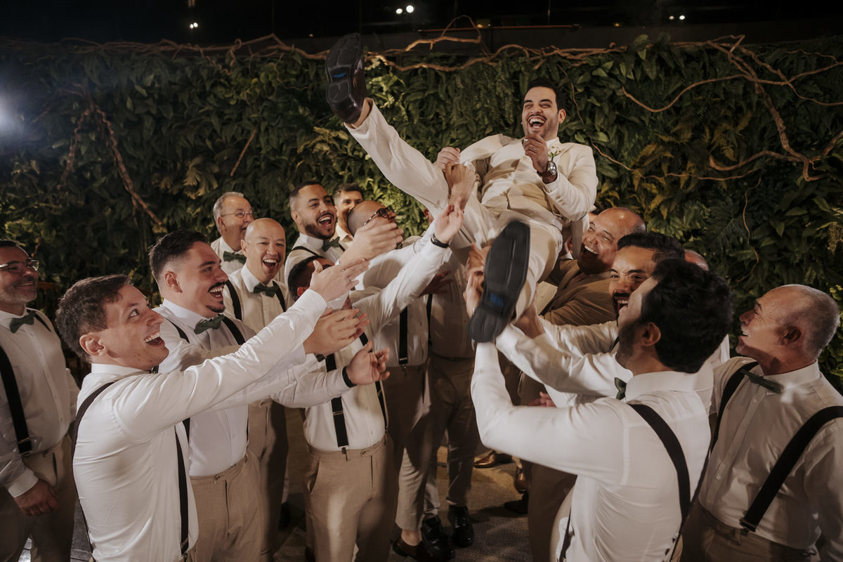 casamento, wedding, noiva, dia da noiva, bride, vestido de noiva, maquiagem de noiva, cerimônia de casamento, dia do noivo, sítio são jorge, casamento temático, disney, casamento tema disney