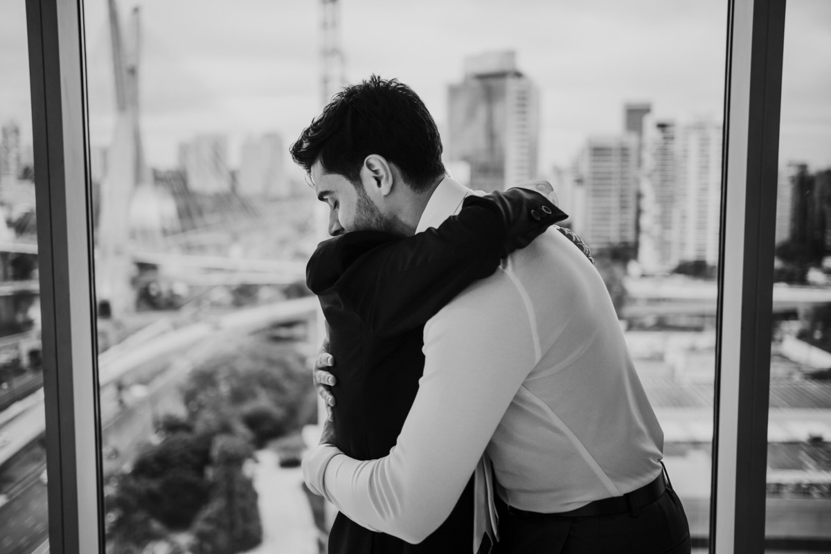 wedding, casamento, pre-wedding, pré-wedding, cerimônia religiosa, cerimônia católica, casamento católico, fotos de noivos, noivos, dia da noiva, dia do noivo, paisagem ponte estaiada