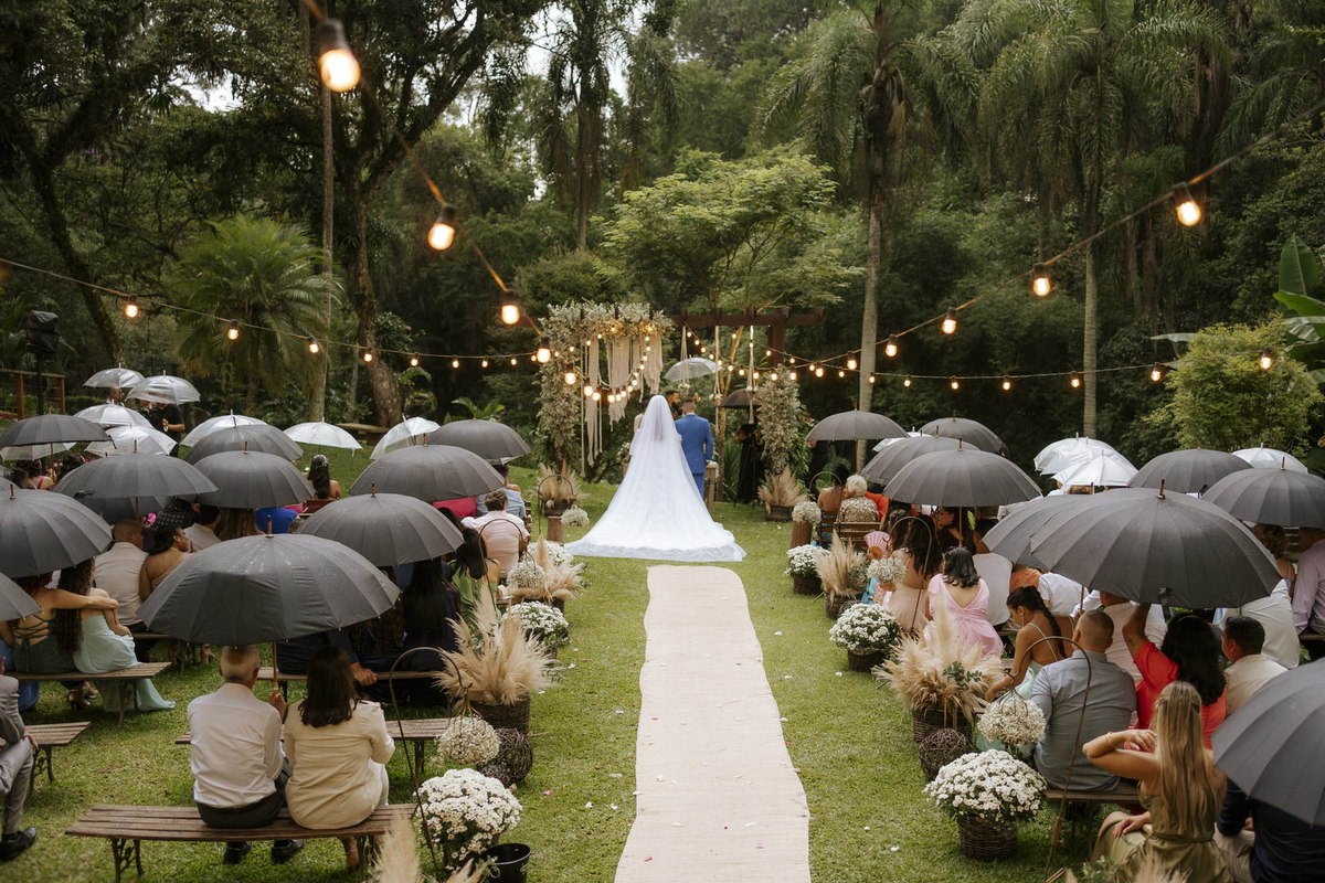 casamento, wedding, pré-wedding, casamento externo, casamento ao ar livre, casamento no campo, casamento na chuva, chuva no casamento, cerimônia de casamento, fotografia de casamento, fotografia de casal, fotógrafo de casamento, recanto flor da vila