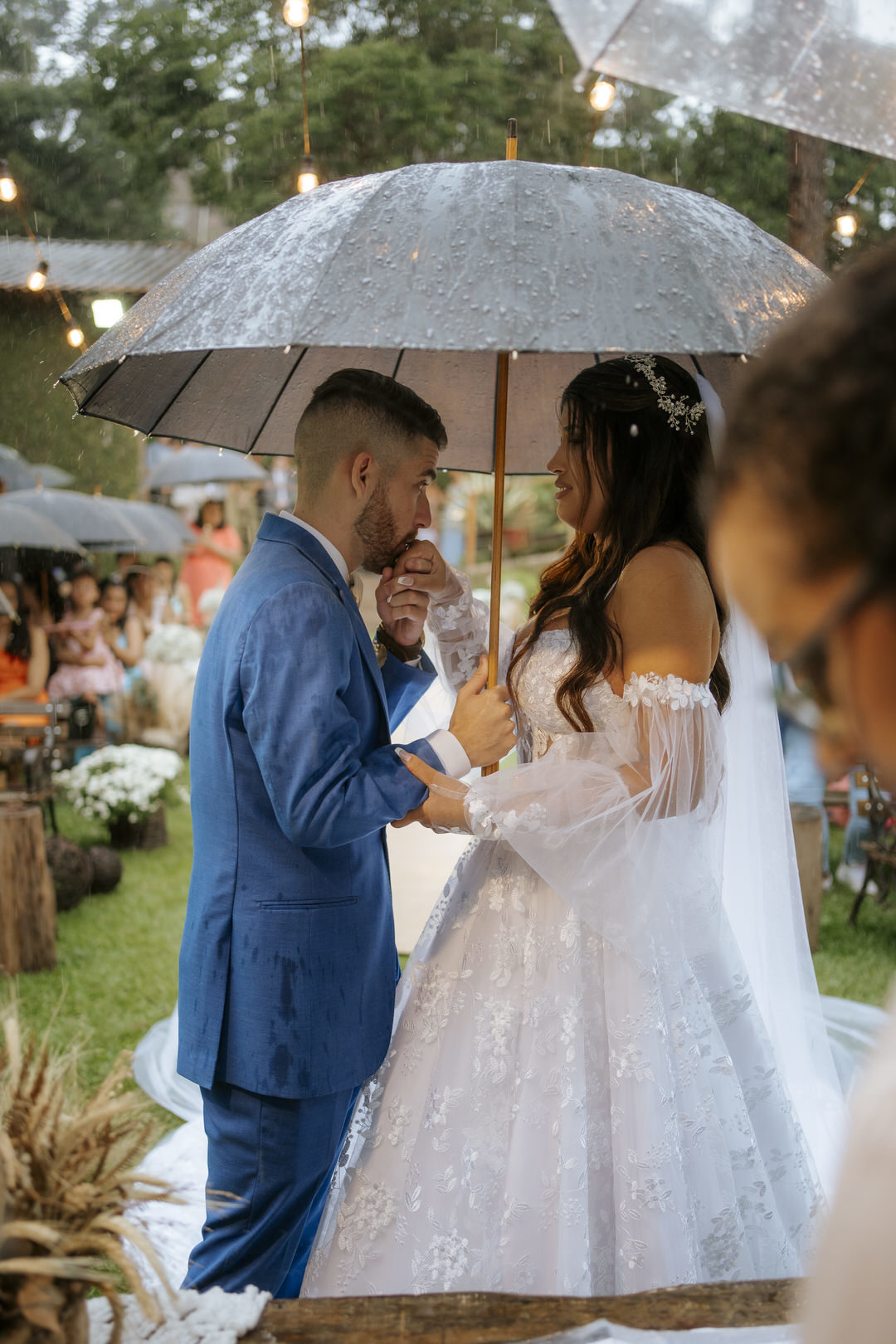 casamento, wedding, pré-wedding, casamento externo, casamento ao ar livre, casamento no campo, casamento na chuva, chuva no casamento, cerimônia de casamento, fotografia de casamento, fotografia de casal, fotógrafo de casamento, recanto flor da vila