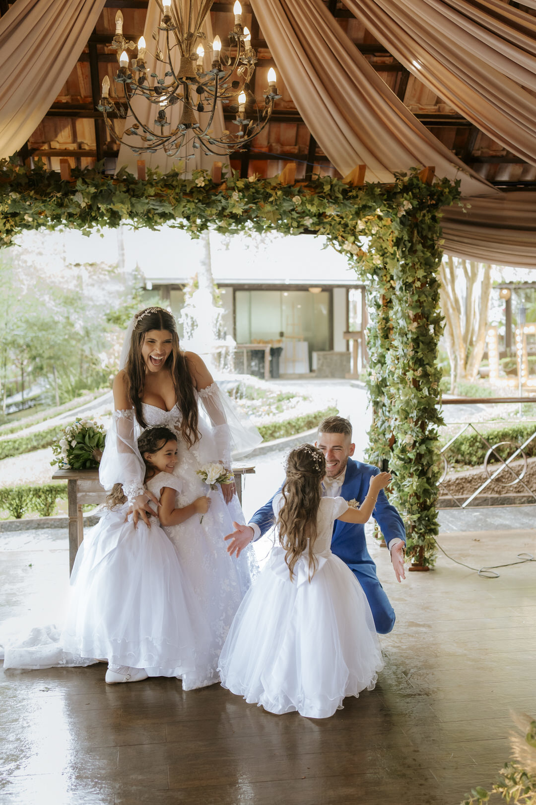 casamento, wedding, pré-wedding, casamento externo, casamento ao ar livre, casamento no campo, casamento na chuva, chuva no casamento, cerimônia de casamento, fotografia de casamento, fotografia de casal, fotógrafo de casamento, recanto flor da vila