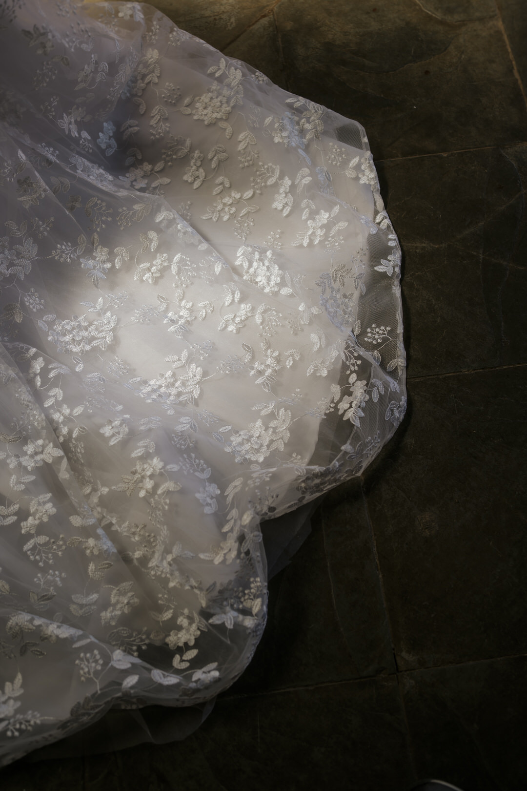 casamento, wedding, pré-wedding, casamento externo, casamento ao ar livre, casamento no campo, casamento na chuva, chuva no casamento, cerimônia de casamento, fotografia de casamento, fotografia de casal, fotógrafo de casamento, recanto flor da vila