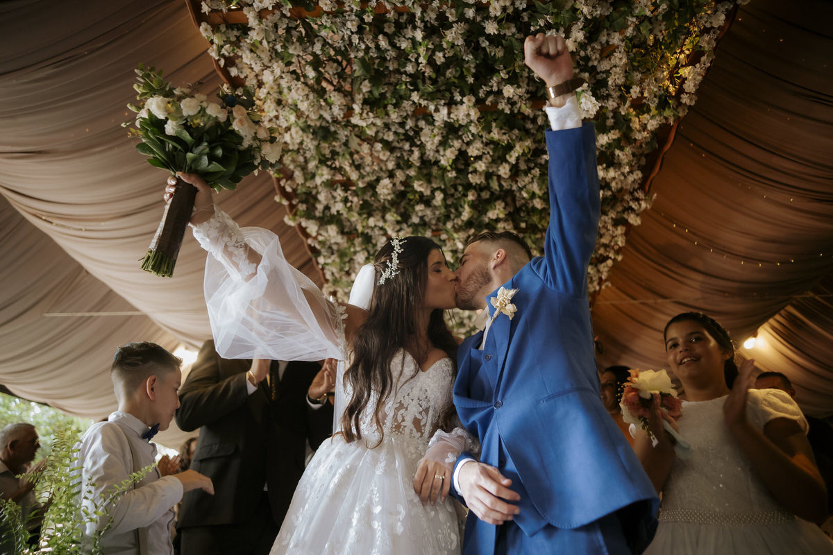casamento, wedding, pré-wedding, casamento externo, casamento ao ar livre, casamento no campo, casamento na chuva, chuva no casamento, cerimônia de casamento, fotografia de casamento, fotografia de casal, fotógrafo de casamento, recanto flor da vila