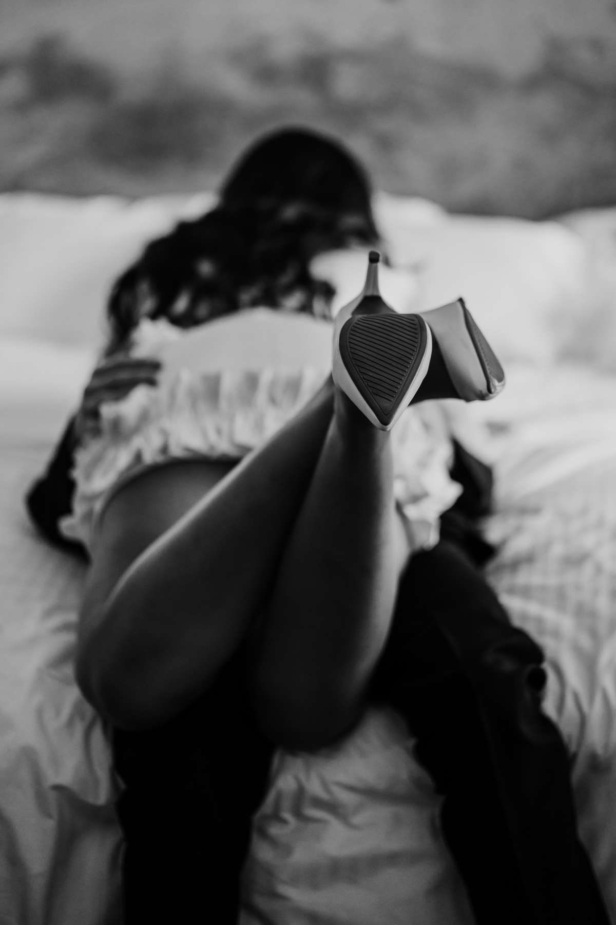 ensaio fotográfico, ensaio de casal, pré-wedding, ensaio de fotos, ensaio de foto, prewedding, ensaio pré-casamento, ensaio fotográfico pré-casamento, ensaio de casal diferente, ensaio casal interno, casamento, wedding, noivos, fotos de noivos