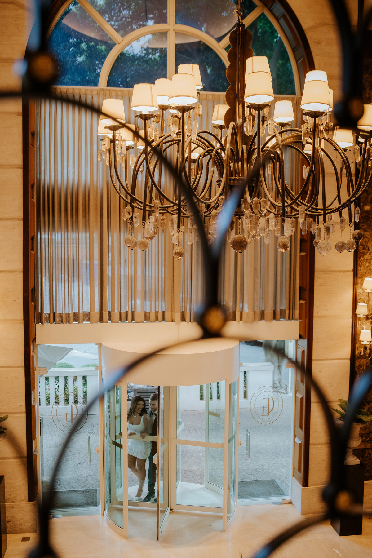 ensaio fotográfico, ensaio de casal, pré-wedding, ensaio de fotos, ensaio de foto, prewedding, ensaio pré-casamento, ensaio fotográfico pré-casamento, ensaio de casal diferente, ensaio casal interno, casamento, wedding, noivos, fotos de noivos