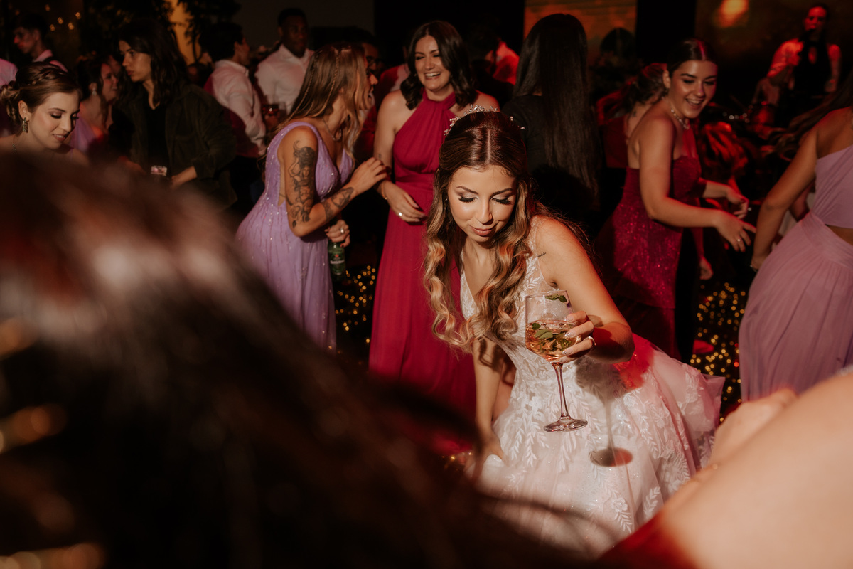 wedding, casamento, foto de casamento, fotografia de casamento, casamento no campo, madrinhas, vestido de noiva, wedding dress, dia da noiva, bride 