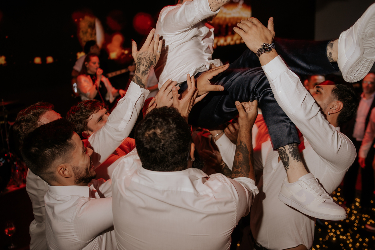 wedding, casamento, foto de casamento, fotografia de casamento, casamento no campo, madrinhas, vestido de noiva, wedding dress, dia da noiva, bride 